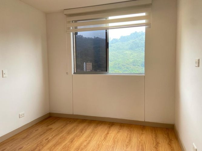 Apartamento de 3 alcobas en venta en San Jose, Sabaneta, 124 m² · foto 15 de 19
