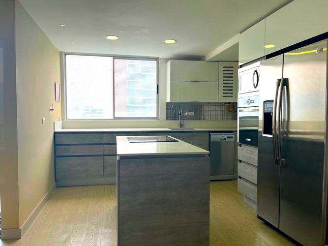 Apartamento de 3 alcobas en arriendo en El Poblado, Medellín, 118 m² · foto 5 de 19