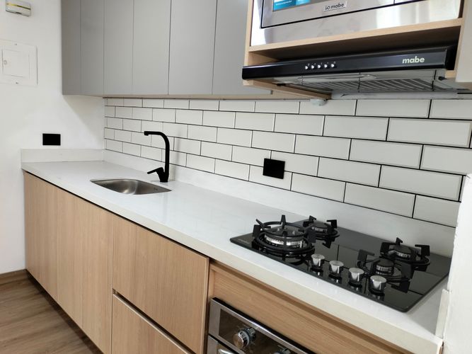 Apartamento de 3 alcobas en arriendo en El Poblado, Medellín, 74 m² · foto 5 de 17