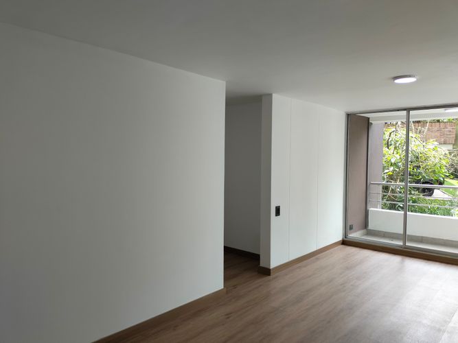 Apartamento de 3 alcobas en arriendo en El Poblado, Medellín, 74 m² · foto 10 de 17