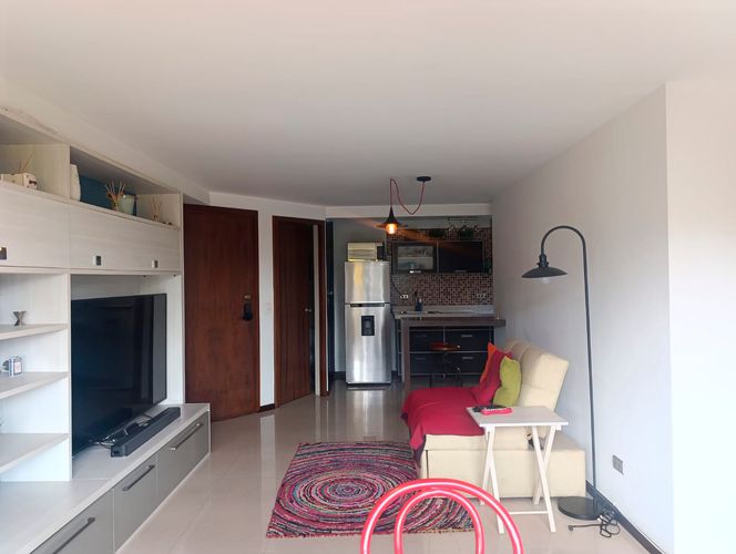 Apartamento de 1 alcoba en arriendo en Las Lomas, Medellín, 50 m² · foto 4 de 17
