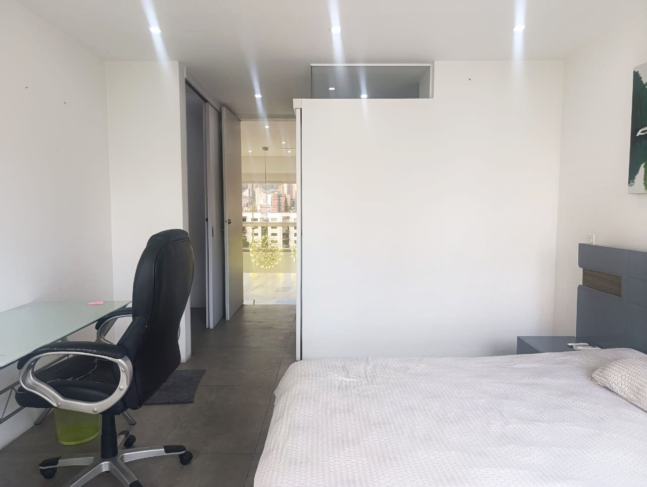 Apartamento en arriendo en El Poblado, Medellín · foto 13 de 20
