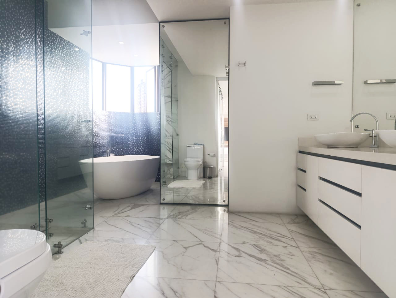 Apartamento en arriendo en El Poblado, Medellín · foto 18 de 20