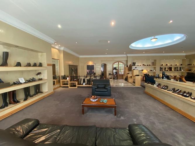 Casa de 7 alcobas en venta en San Patricio, Bogotá, 479 m² · foto 5 de 24