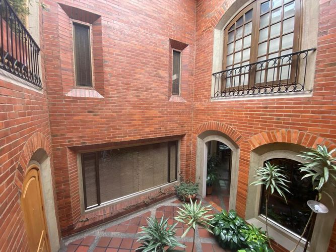 Casa de 7 alcobas en venta en San Patricio, Bogotá, 479 m² · foto 10 de 24