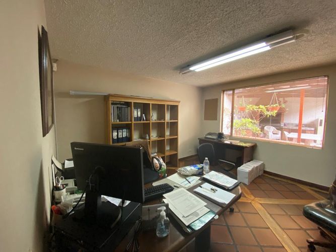 Casa de 7 alcobas en venta en San Patricio, Bogotá, 479 m² · foto 16 de 24
