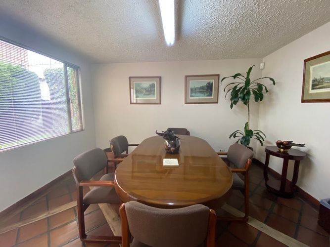 Casa de 7 alcobas en venta en San Patricio, Bogotá, 479 m² · foto 17 de 24