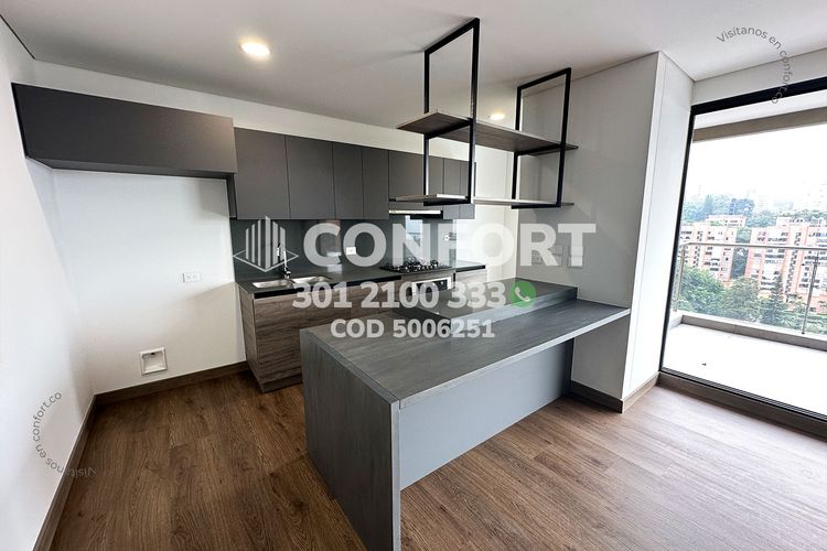 Apartamento de 3 alcobas en arriendo en Los Balsos, Medellín, 140 m² · foto 9 de 24