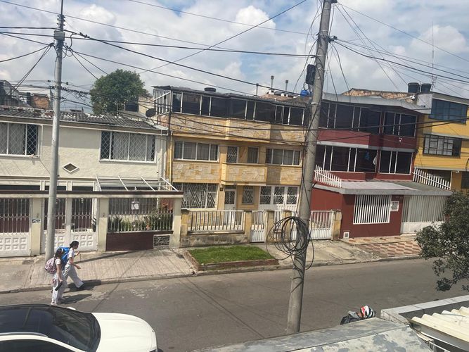 Casa de 3 alcobas en venta en Nueva Marsella, Bogotá, 350 m² · foto 9 de 10