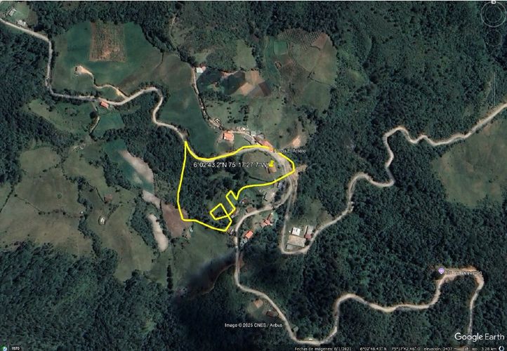 Lote en venta en Boqueron, El Carmen de Viboral, 120 m² · foto 2 de 19