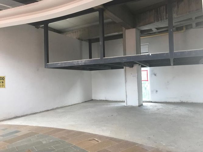 Local en arriendo en Unicentro Cali, Cali, 114 m² · foto 17 de 24