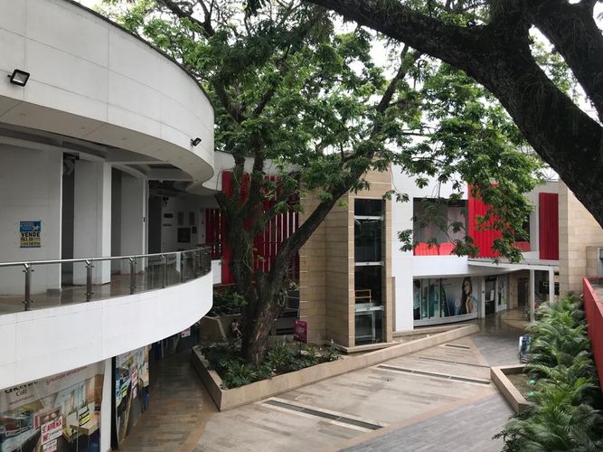 Local en arriendo en Unicentro Cali, Cali, 114 m² · foto 22 de 24