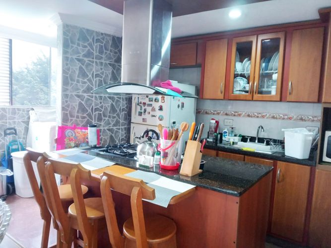 Apartamento de 3 alcobas en venta en El Poblado, Medellín, 100 m² · foto 5 de 16