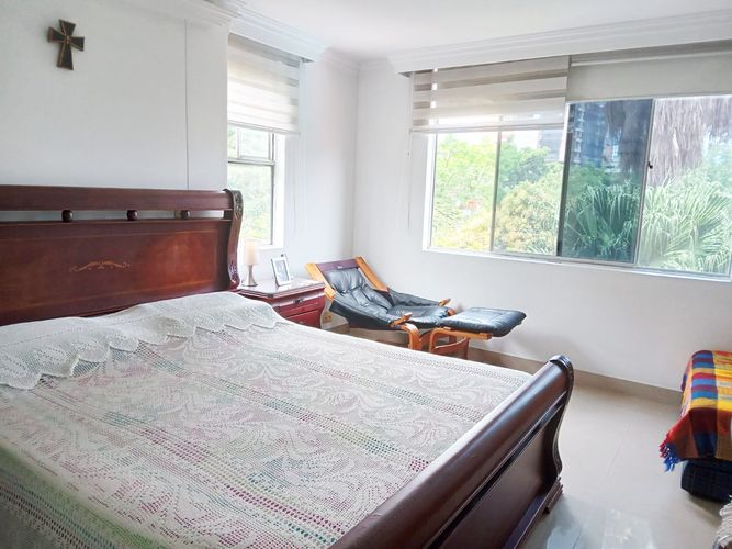 Apartamento de 3 alcobas en venta en El Poblado, Medellín, 100 m² · foto 9 de 16