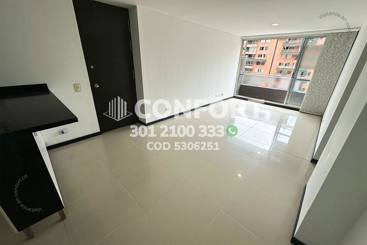 Apartamento de 3 alcobas en arriendo en Ciudad Del Río, Medellín, 87 m² · foto 2 de 24