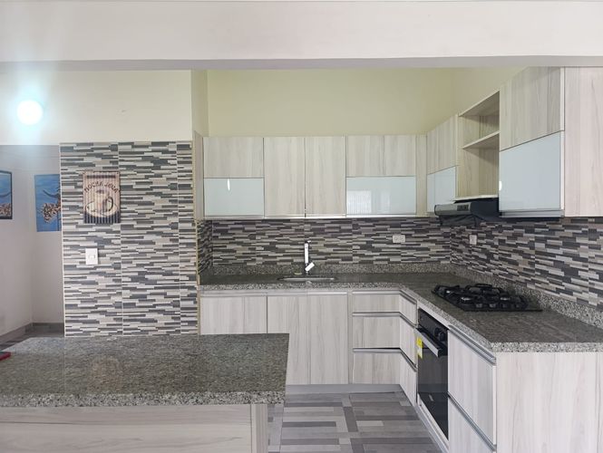 Apartamento de 3 alcobas en arriendo en El Poblado, Medellín, 83 m² · foto 5 de 18