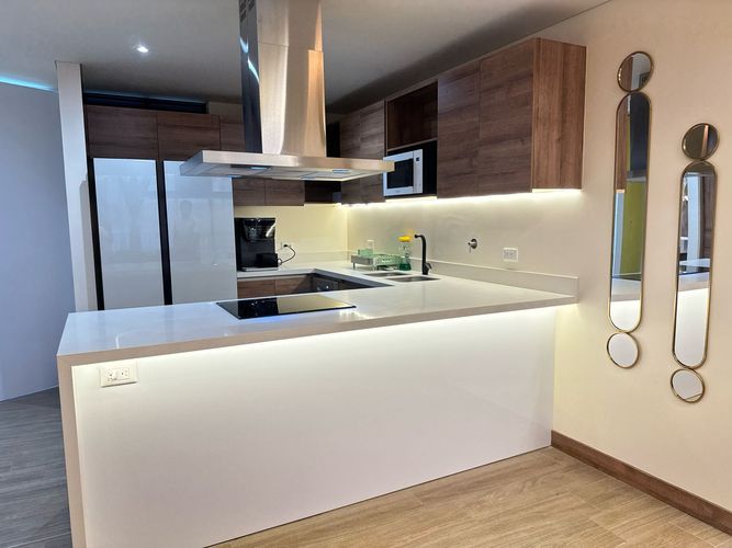 Apartamento de 1 alcoba en venta en El Poblado, Medellín, 79 m² · foto 3 de 17
