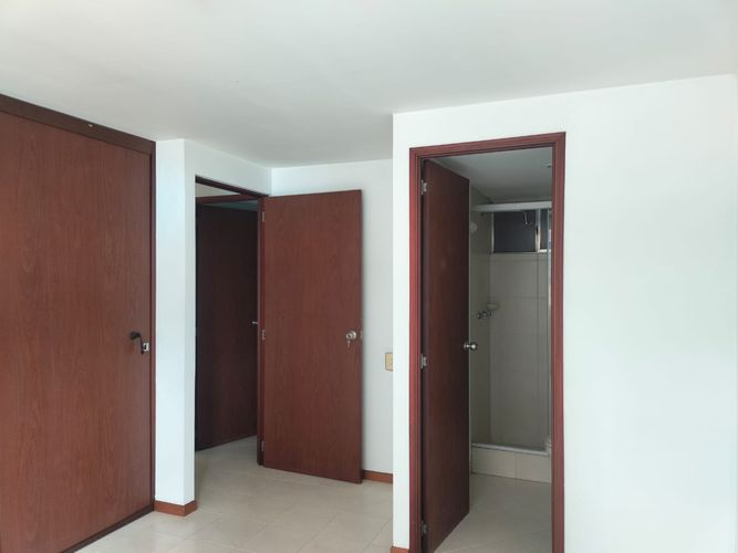 Apartamento de 3 alcobas en arriendo en El Poblado, Medellín, 72 m² · foto 7 de 12
