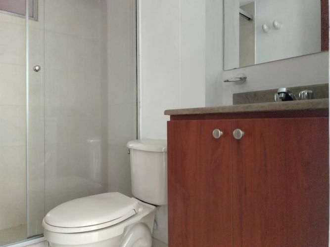 Apartamento de 3 alcobas en arriendo en El Poblado, Medellín, 72 m² · foto 8 de 12