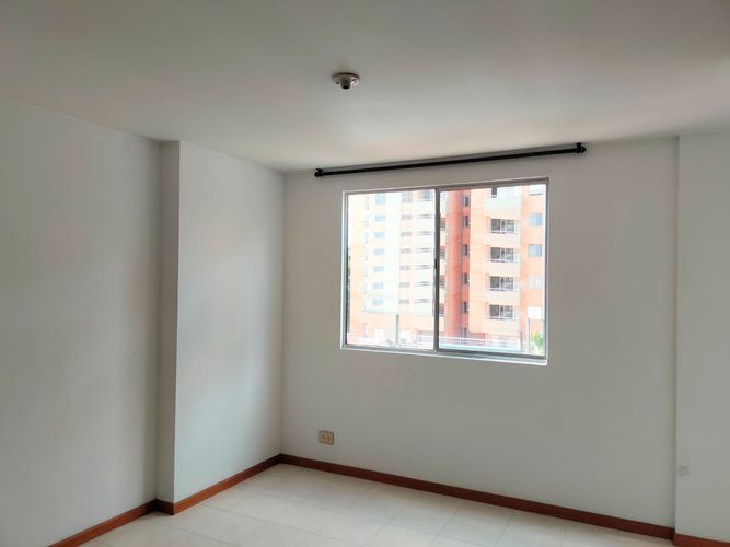 Apartamento de 3 alcobas en arriendo en El Poblado, Medellín, 72 m² · foto 9 de 12