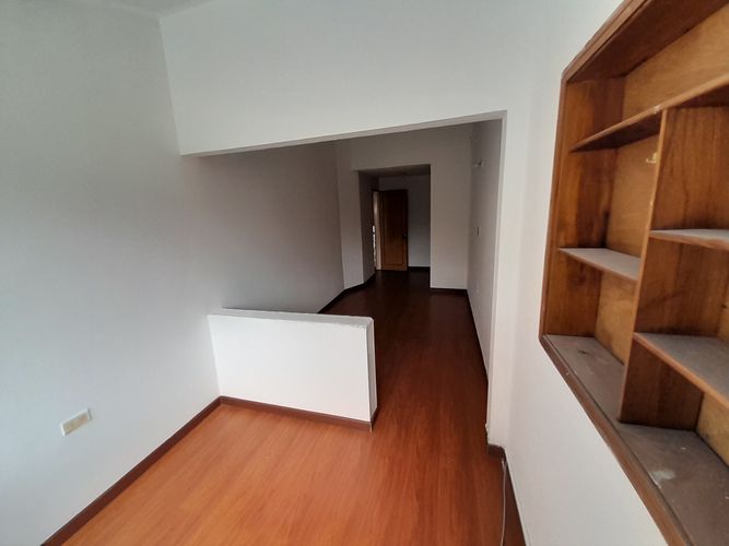 Casa de 5 alcobas en venta en Cedro Golf, Bogotá, 165 m² · foto 5 de 24