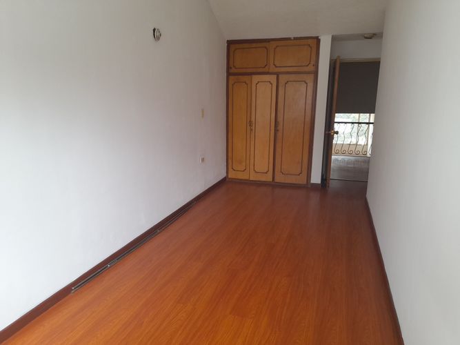 Casa de 5 alcobas en venta en Cedro Golf, Bogotá, 165 m² · foto 16 de 24