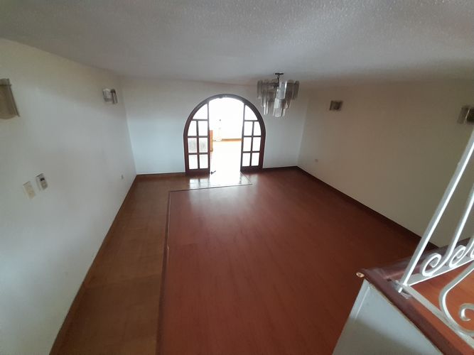 Casa de 5 alcobas en venta en Cedro Golf, Bogotá, 165 m² · foto 18 de 24