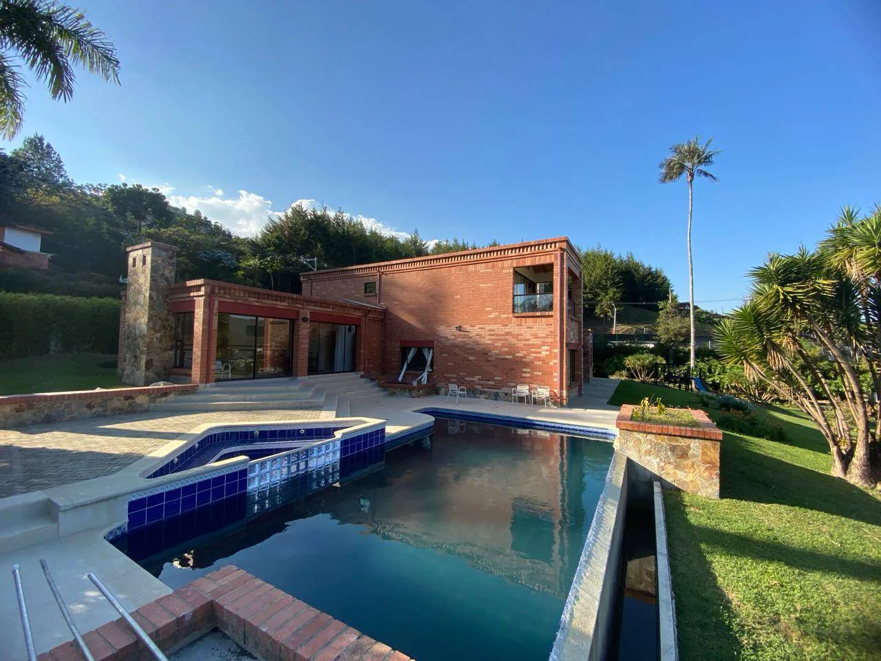 Finca en Arriendo en El Retiro - Miniatura 2