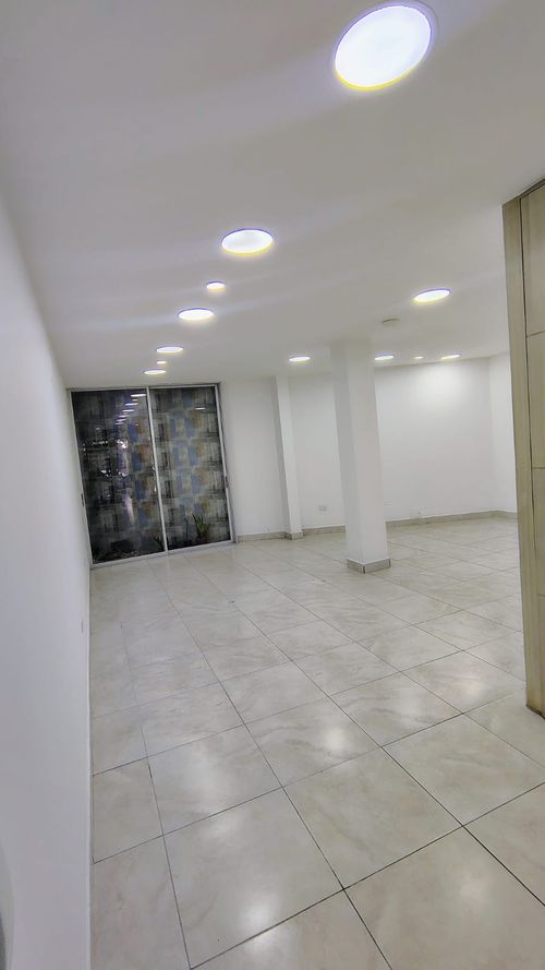 Oficina en arriendo en Caobos, Cúcuta, 47 m² · foto 2 de 9