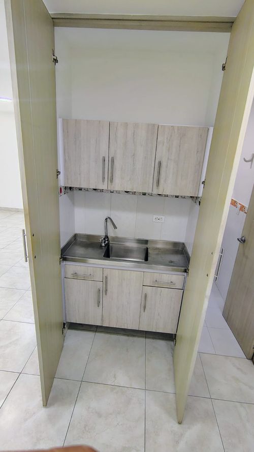 Oficina en arriendo en Caobos, Cúcuta, 47 m² · foto 5 de 9