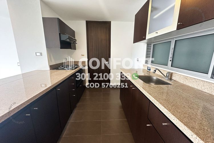 Apartamento en arriendo en Milla De Oro, Medellín · foto 8 de 22