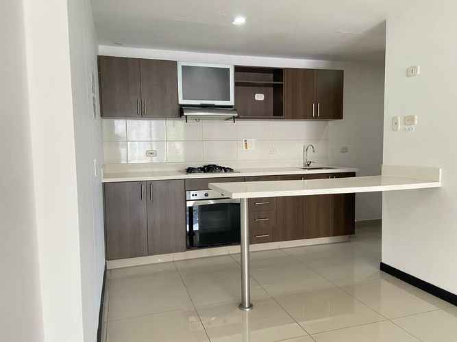 Apartamento de 2 alcobas en venta en La Estrella, Sabaneta, 84 m² · foto 4 de 20