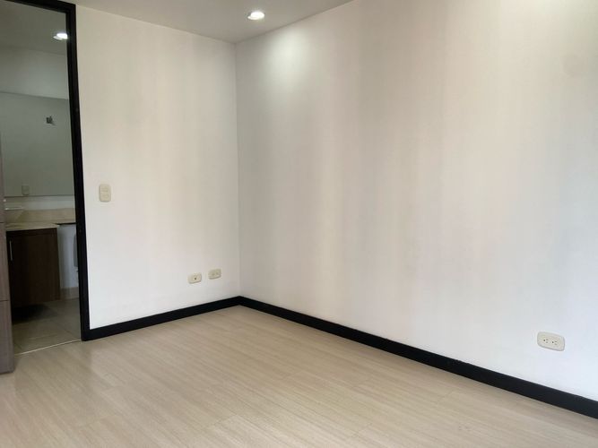 Apartamento de 2 alcobas en venta en La Estrella, Sabaneta, 84 m² · foto 8 de 20