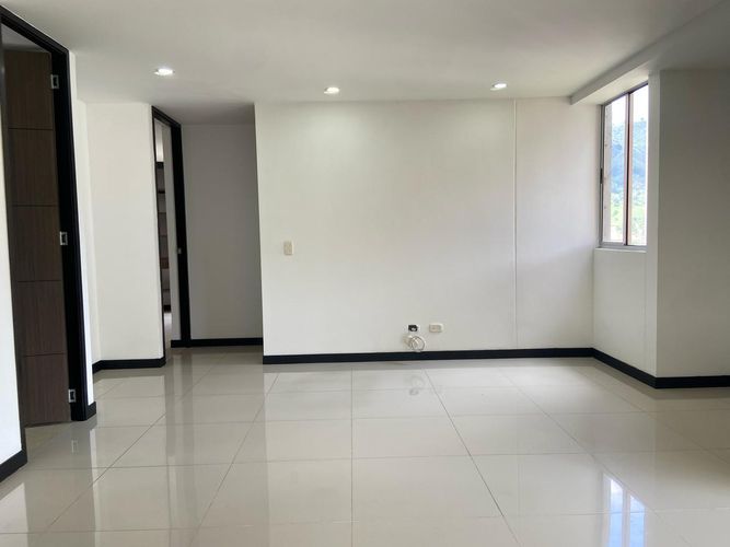 Apartamento de 2 alcobas en venta en La Estrella, Sabaneta, 84 m² · foto 15 de 20