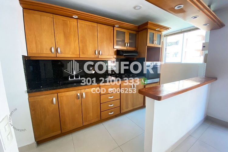 Apartamento de 3 alcobas en arriendo en Laureles, Medellín, 135 m² · foto 6 de 20