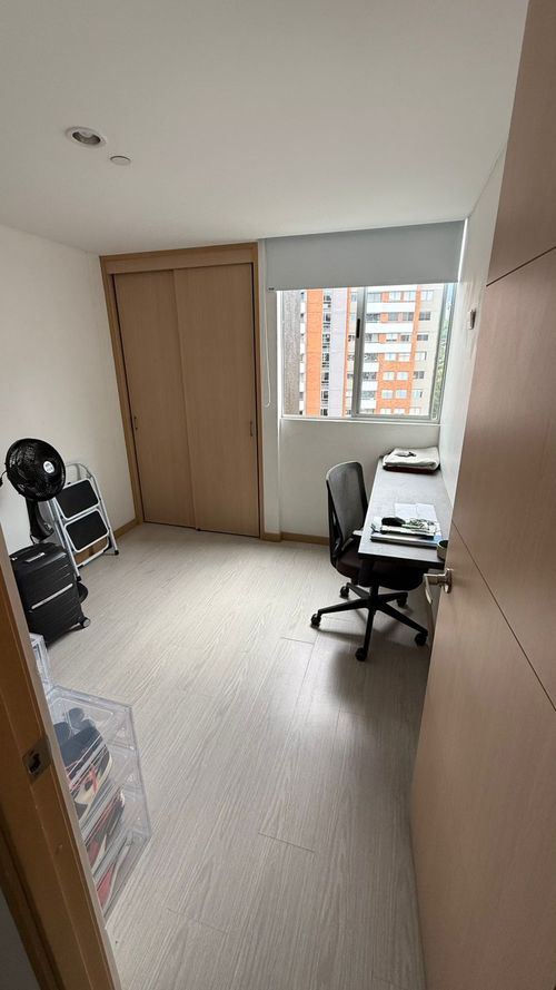Apartamento de 2 alcobas en venta en Alto De Misael, Envigado, 62 m² · foto 3 de 8