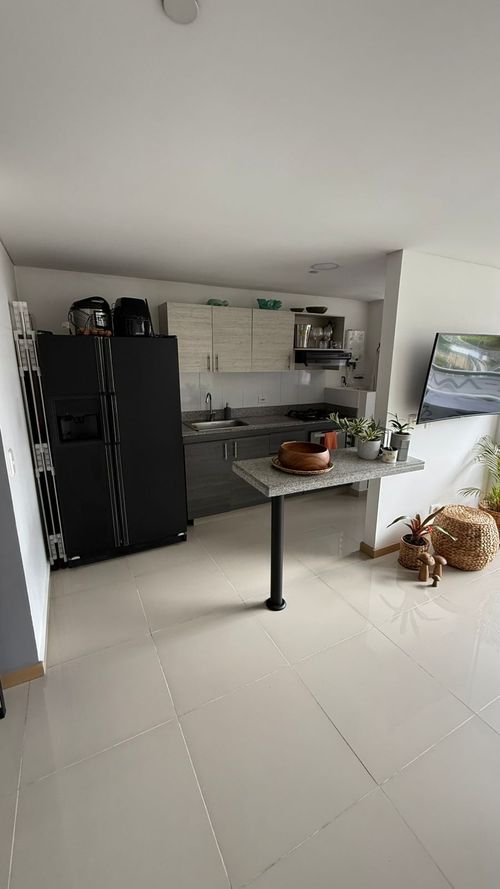 Apartamento de 2 alcobas en venta en Alto De Misael, Envigado, 62 m² · foto 5 de 8