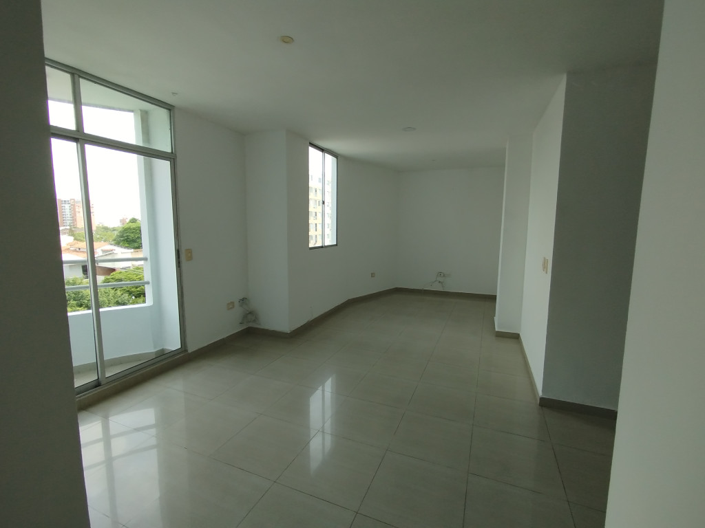 Apartamento en arriendo en La Campiña, Barranquilla · foto 3 de 21