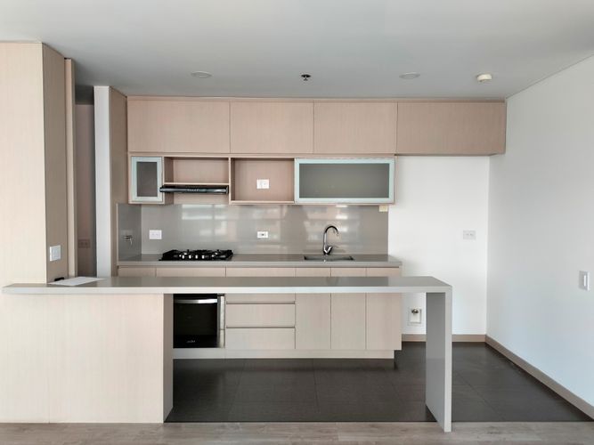 Apartamento de 2 alcobas en arriendo en El Poblado, Medellín, 84 m² · foto 4 de 16