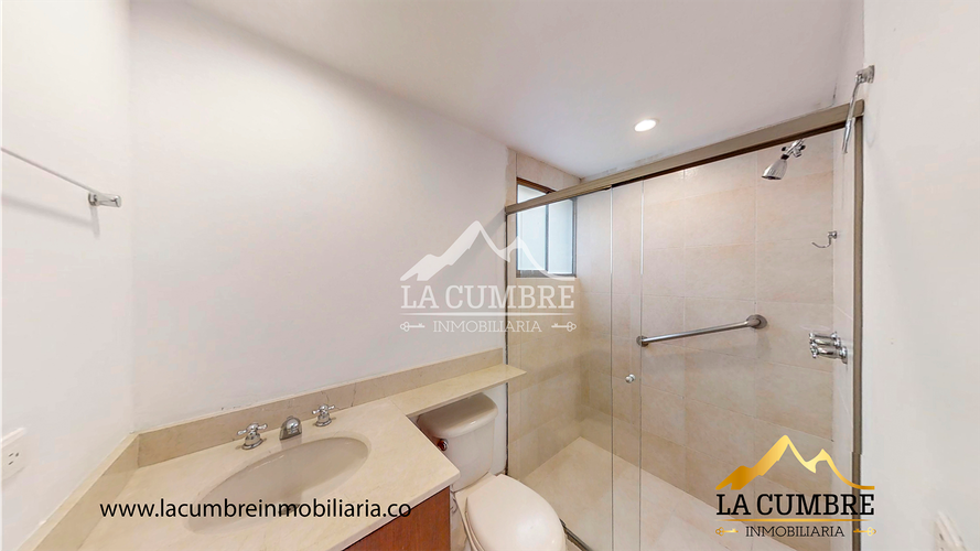 Apartamento de 3 alcobas en arriendo en Los Parra, Medellín, 190 m² · foto 18 de 18