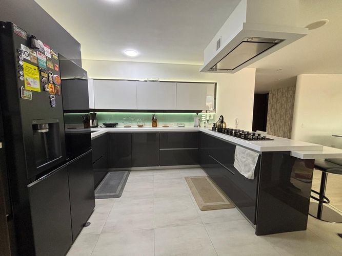 Apartamento en venta en Santa Barbara, Bogotá · foto 8 de 24
