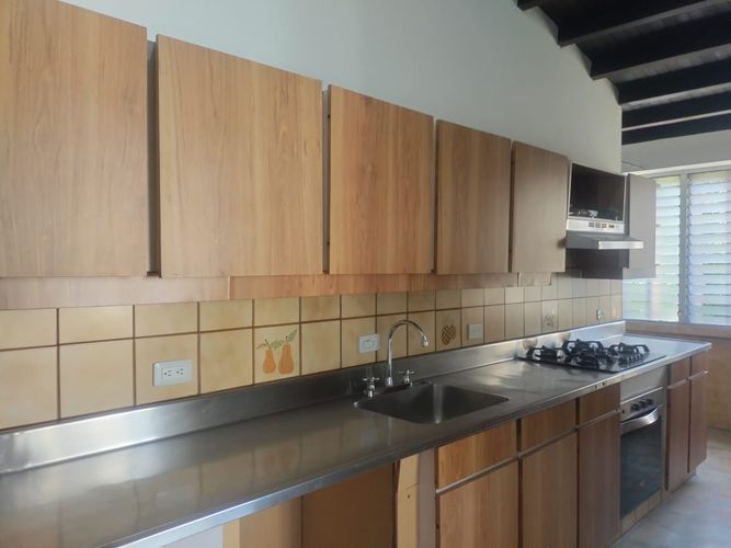 Apartamento de 3 alcobas en arriendo en El Poblado, Medellín, 120 m² · foto 5 de 18