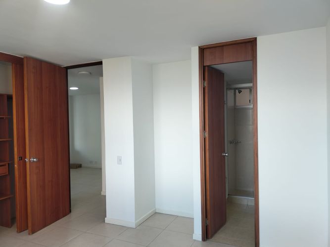 Apartamento de 2 alcobas en arriendo en La Aguacatala, Medellín, 76 m² · foto 11 de 15