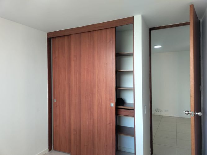 Apartamento de 2 alcobas en arriendo en La Aguacatala, Medellín, 76 m² · foto 12 de 15