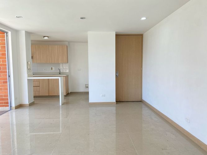 Apartamento de 3 alcobas en arriendo en Monteazul, Sabaneta, 80 m² · foto 2 de 20