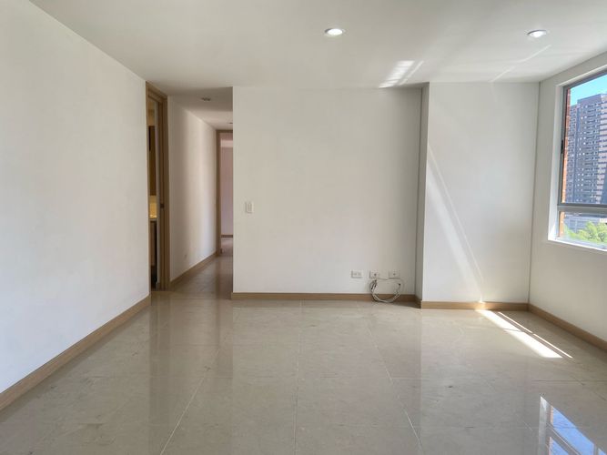 Apartamento de 3 alcobas en arriendo en Monteazul, Sabaneta, 80 m² · foto 3 de 20