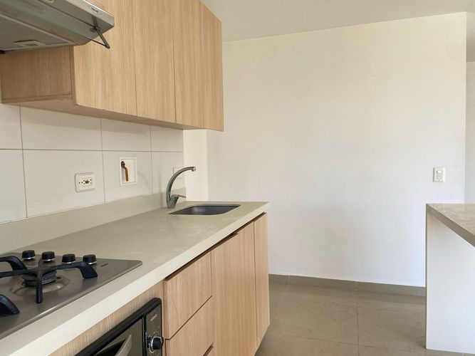 Apartamento de 3 alcobas en arriendo en Monteazul, Sabaneta, 80 m² · foto 6 de 20