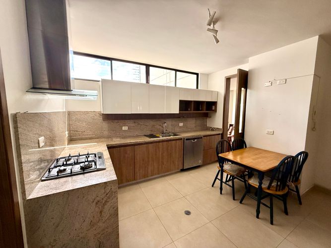Apartamento de 3 alcobas en venta en Santa Monica, Cali, 232 m² · foto 23 de 23