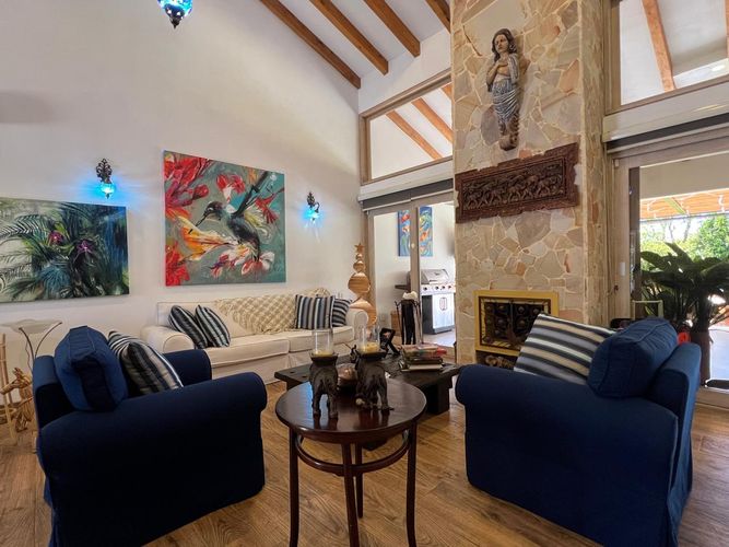 Casa de 4 alcobas en venta en Llano Grande, Rionegro, 460 m² · foto 4 de 20