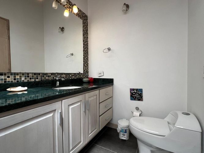Casa de 4 alcobas en venta en Llano Grande, Rionegro, 460 m² · foto 16 de 20